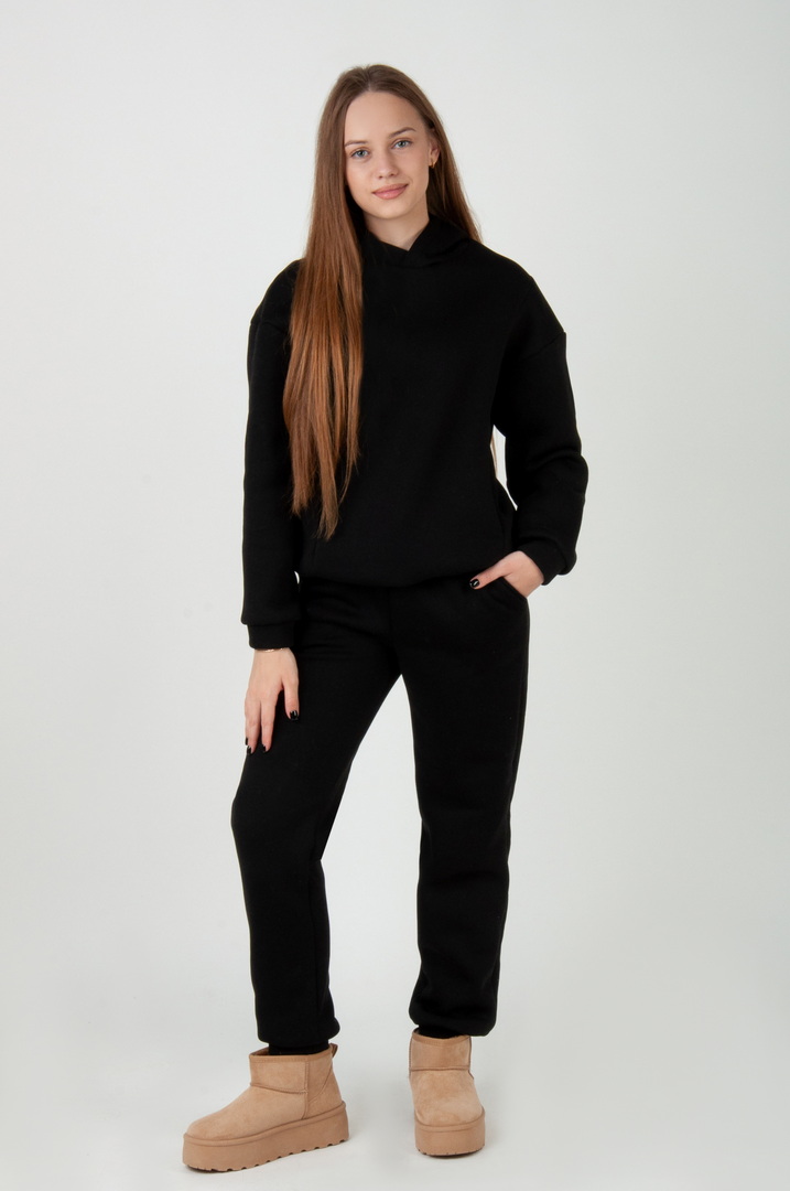 Костюм жіночий